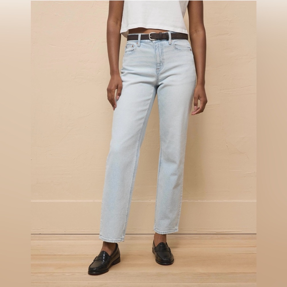 American Eagle Stretch Super High-Waisted Straight Jean - Ice Blue - 2 Regular